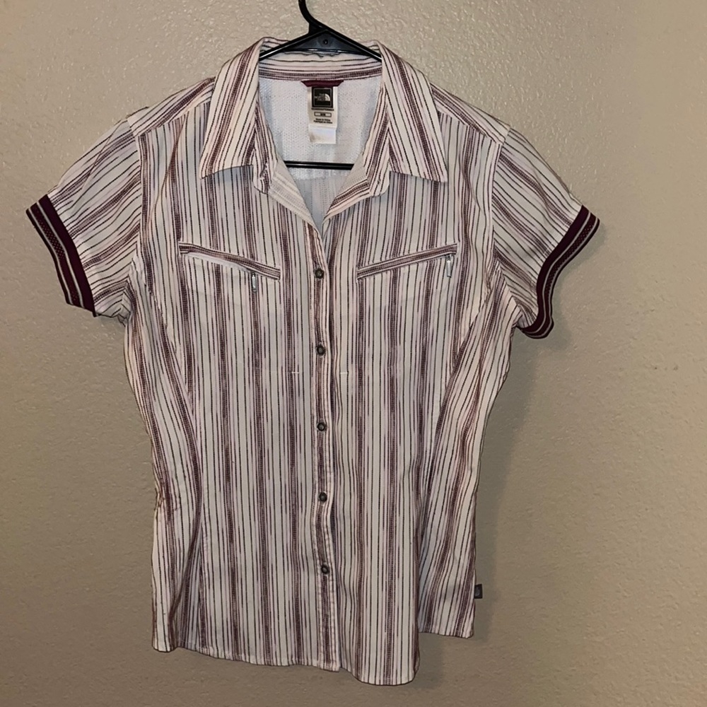 Zipper pocket collared shirt